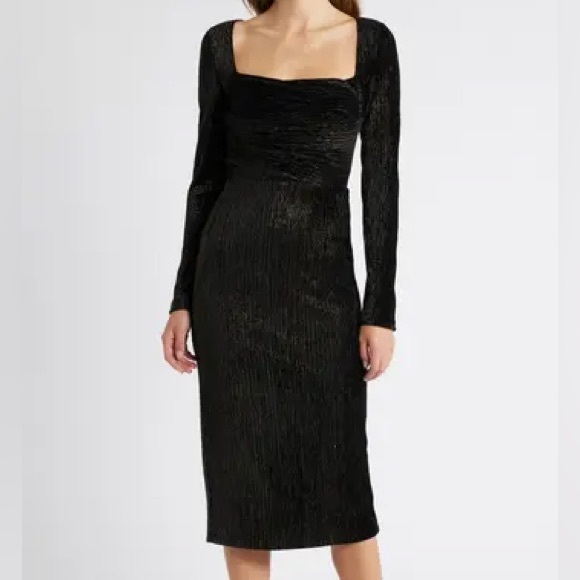 Black Halo Xander Metallic Long Sleeve Sheath Cocktail Dress
#157 - Picture 3 of 10